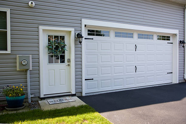 24/7 Emergency Garage Door Roller Replacement experts in Surry County County, NC